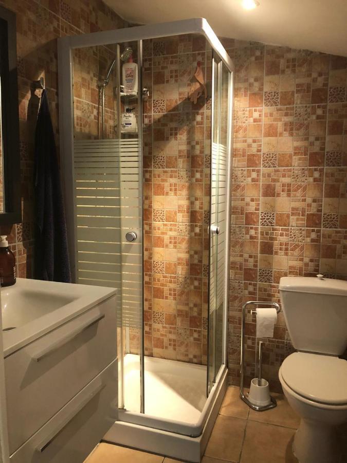 Petite Chambre Independante Avec Sdb, Clim Et Parking Prive Nice Eksteriør bilde
